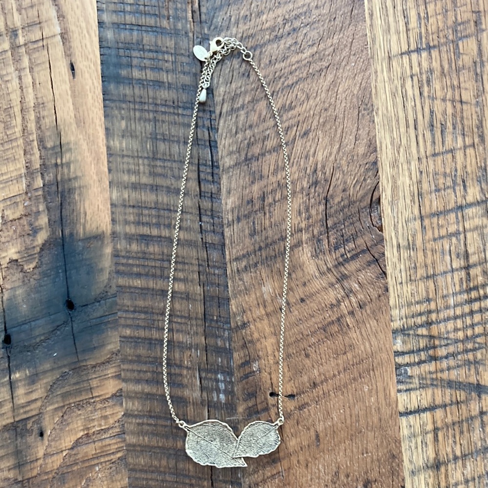 Lia Sophia leaf necklace